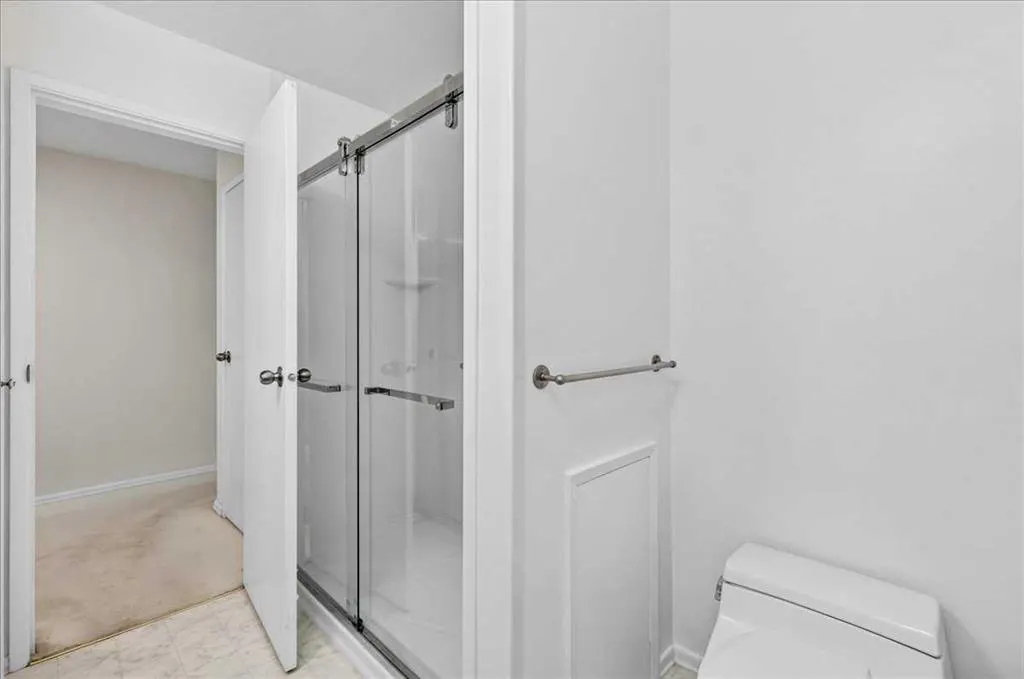 1707 107 Avenue SW