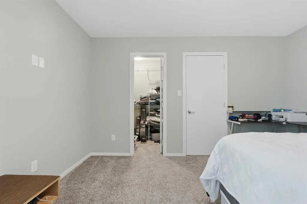 466 Highlands Boulevard W #2
