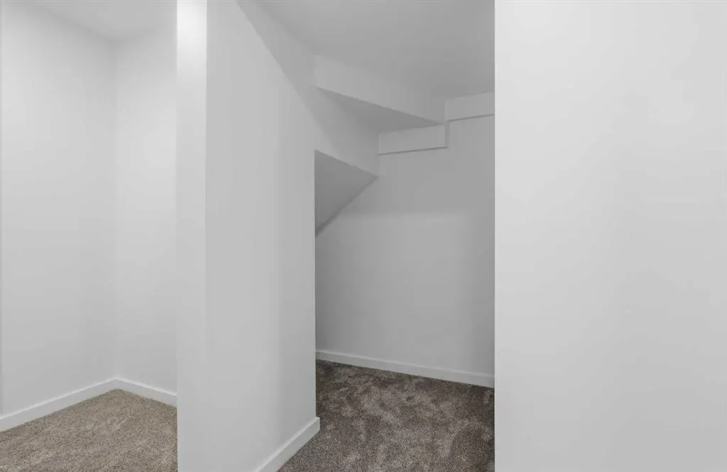 466 Highlands Boulevard W #2