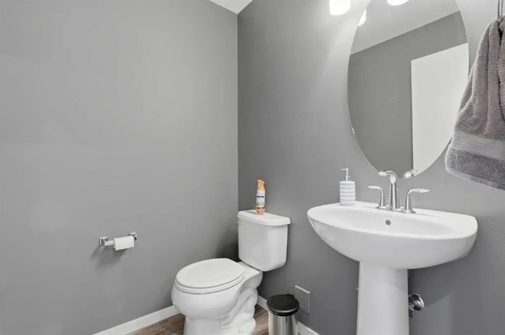466 Highlands Boulevard W #2