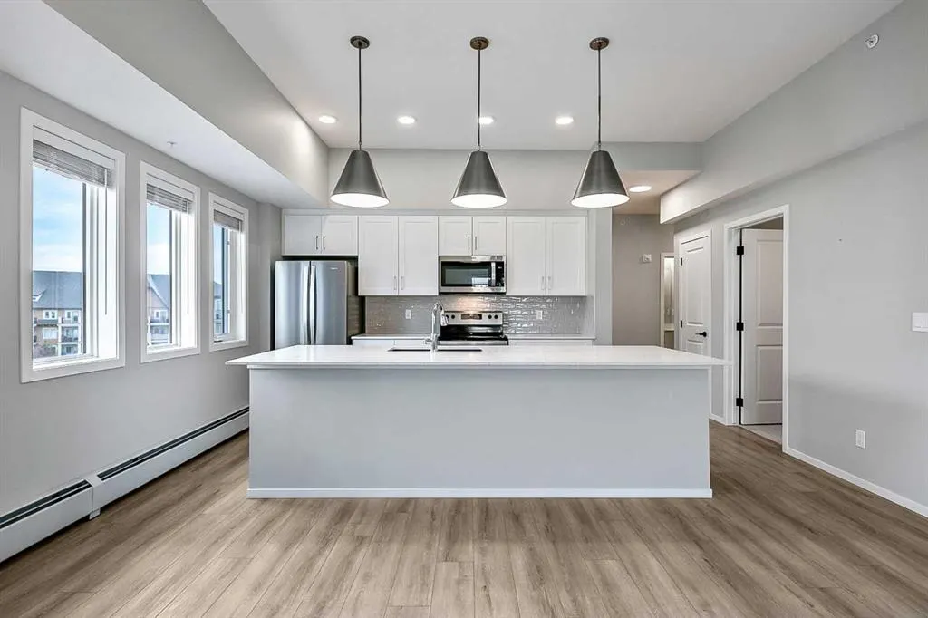 140 Mahogany Street SE #402