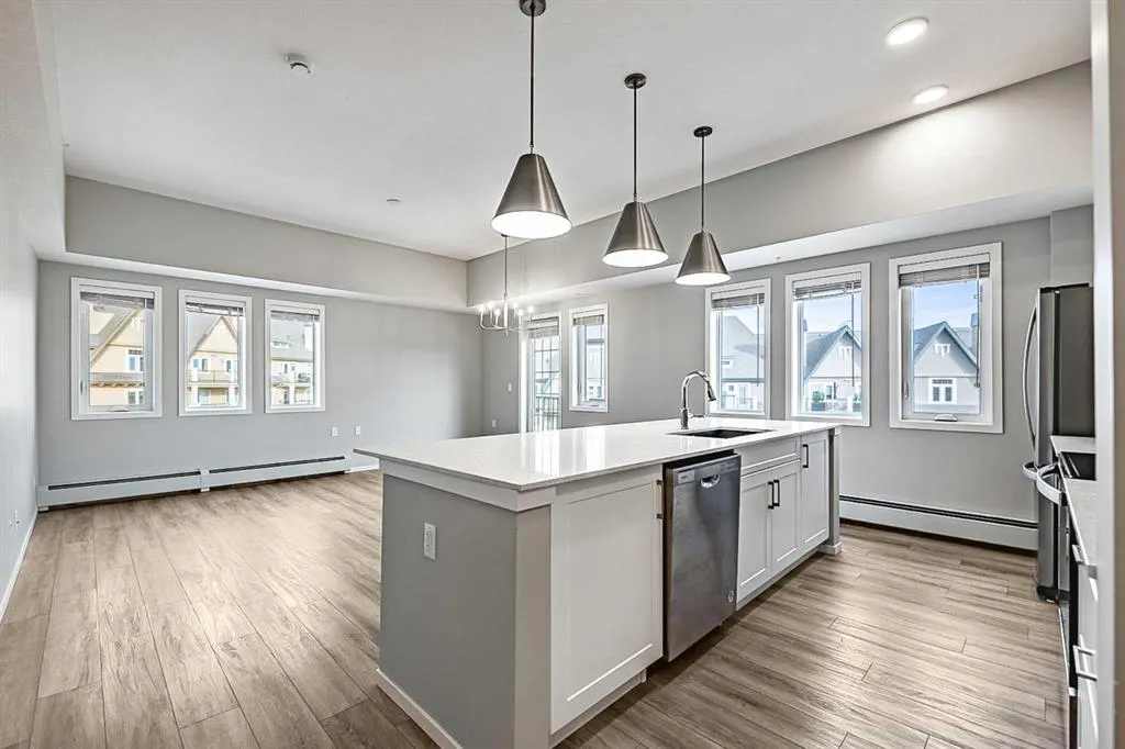 140 Mahogany Street SE #402