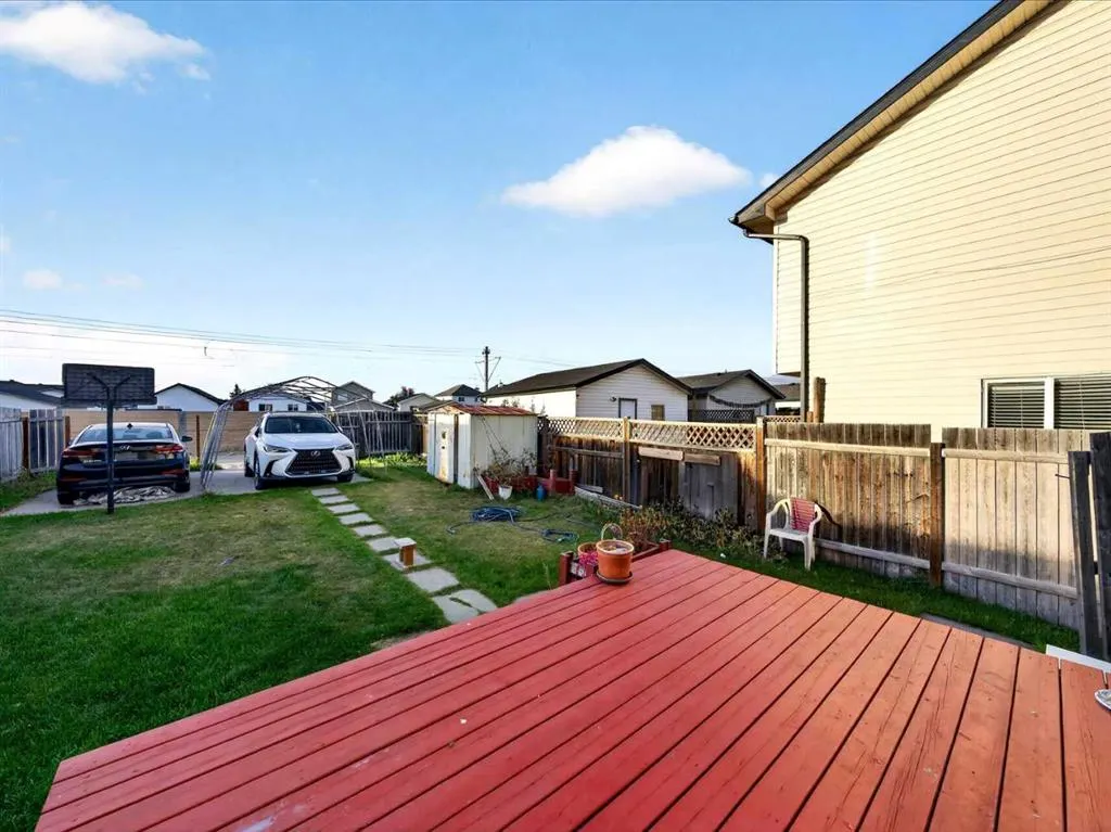 421 Martindale Drive NE
