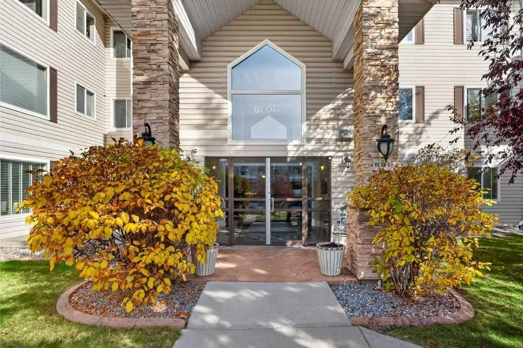 7451 Springbank Boulevard SW #1202