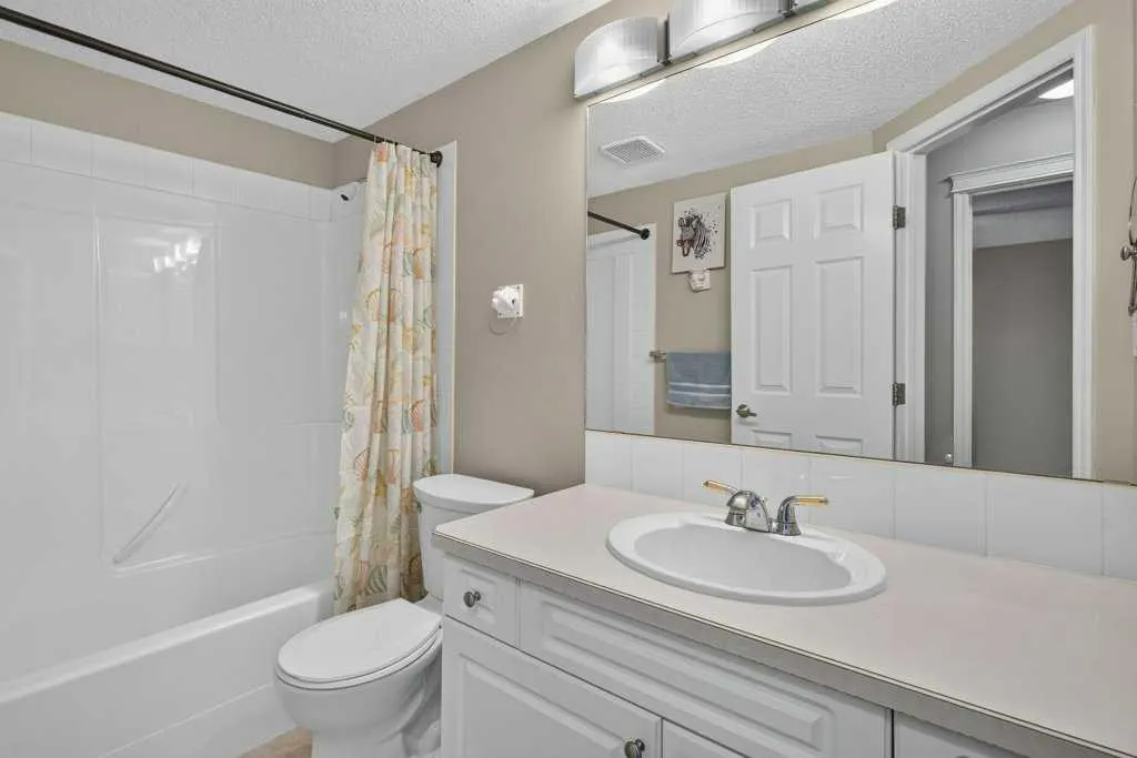 7451 Springbank Boulevard SW #1202