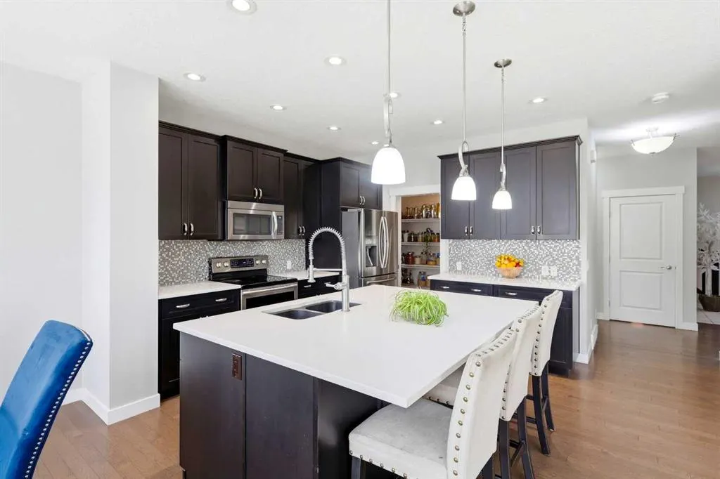375 Evanston Way NW