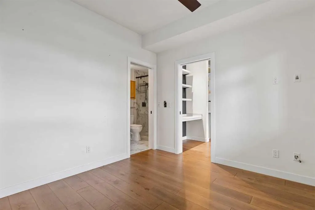 2702 17 Avenue SW #213