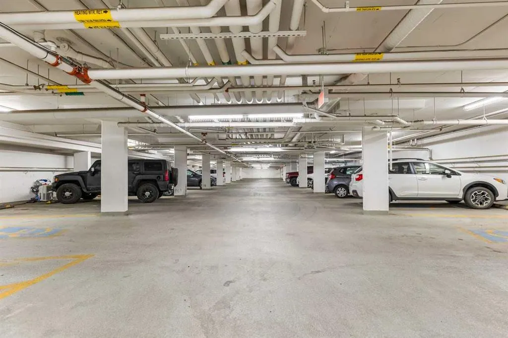 2702 17 Avenue SW #213