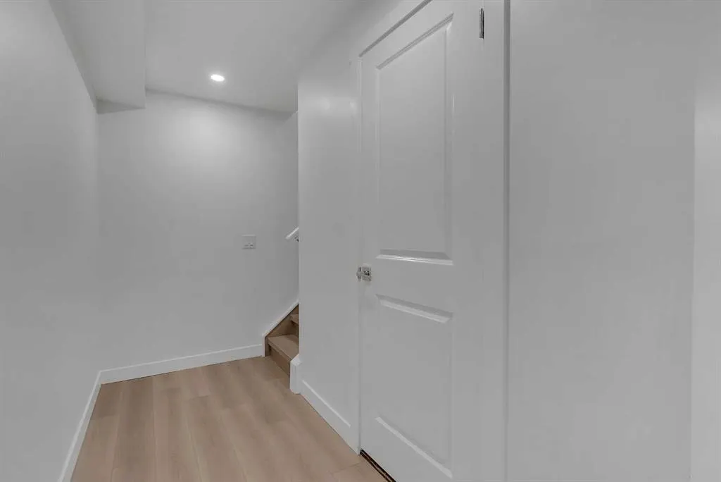 210 Crimson Lane