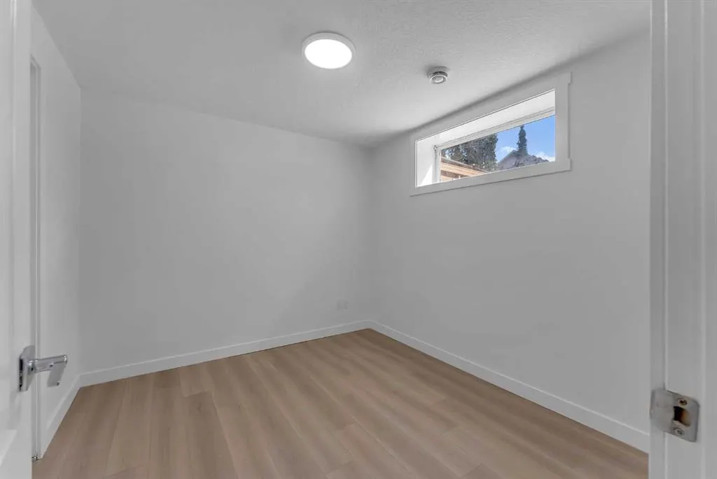 210 Crimson Lane