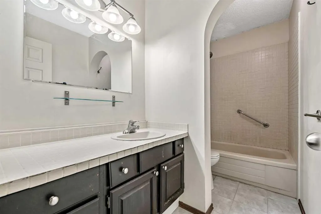 149 WOODHAVEN Drive