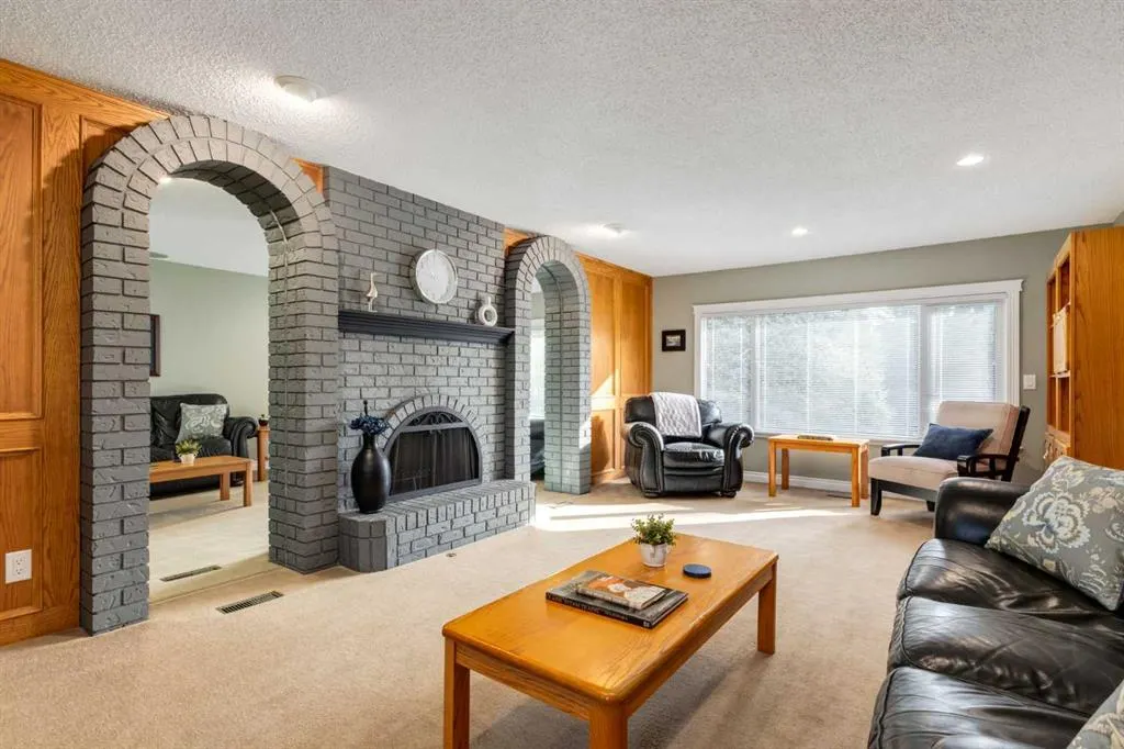 10723 Maplebend Drive SE