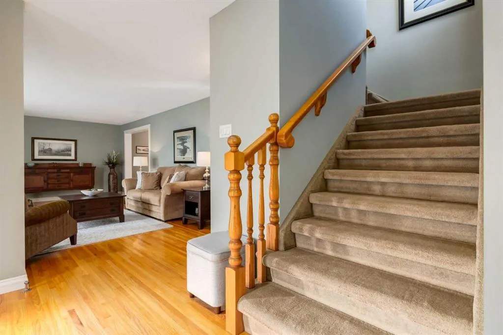 10723 Maplebend Drive SE