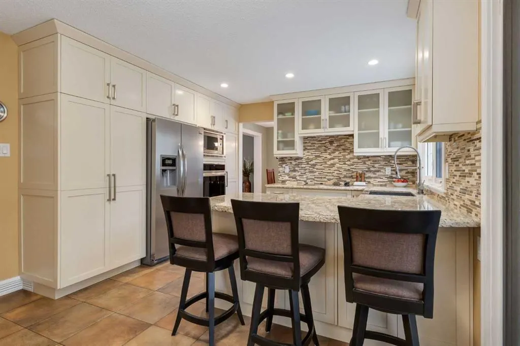10723 Maplebend Drive SE