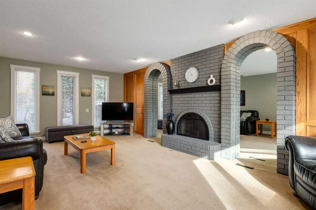 10723 Maplebend Drive SE
