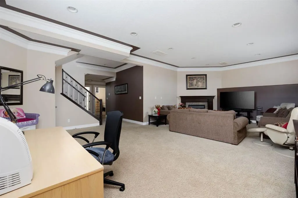 128 Mountain Avens Crescent