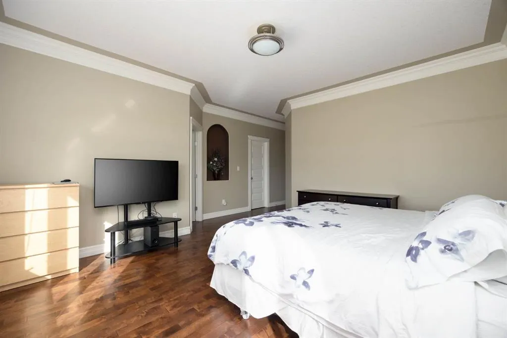 128 Mountain Avens Crescent