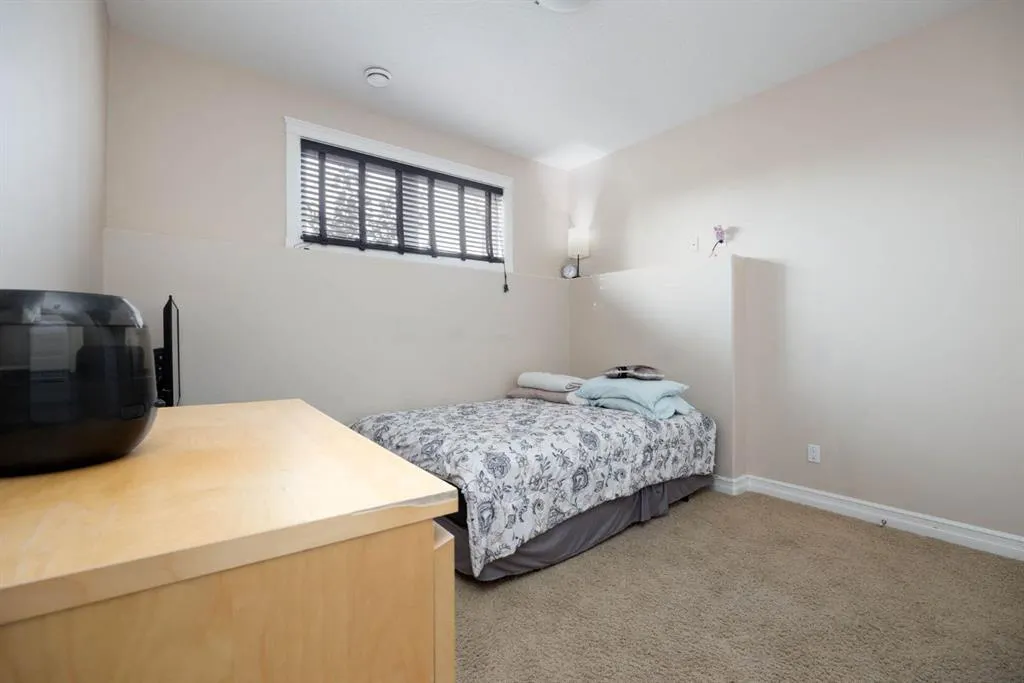 128 Mountain Avens Crescent