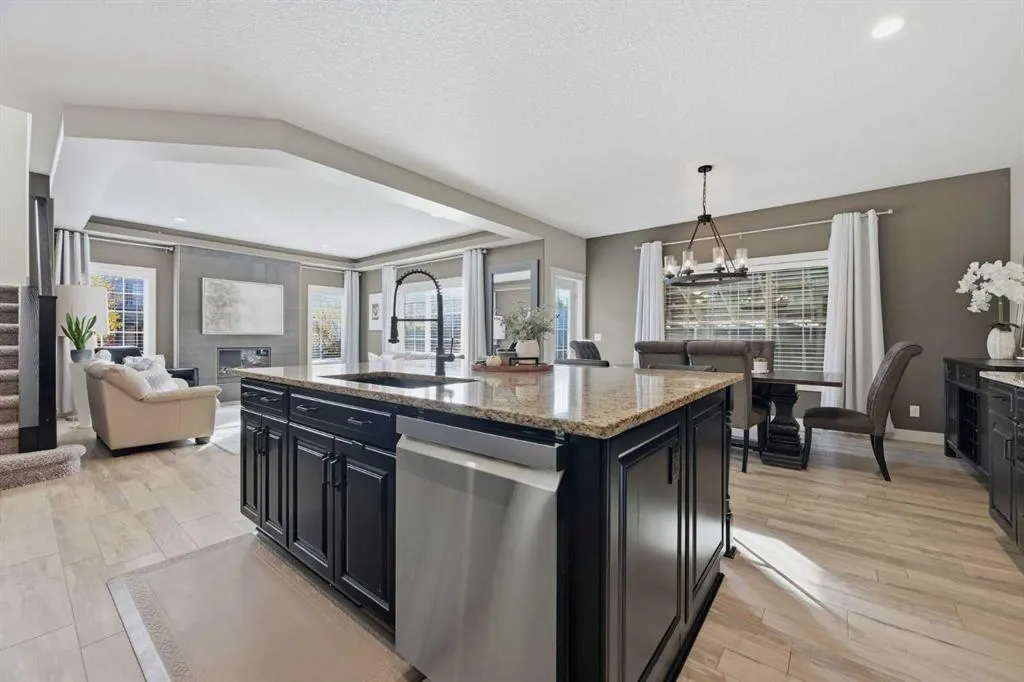 3 Cooperstown Row SW