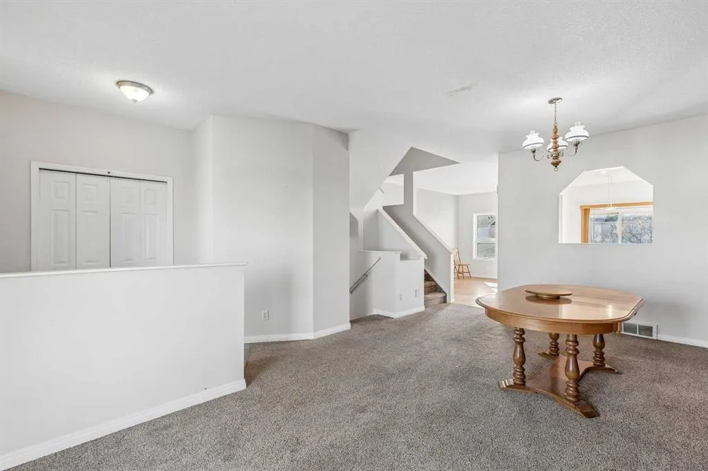 163 Citadel Drive NW