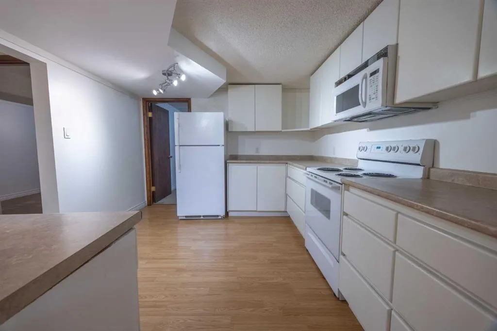 53 Kentish Drive SW