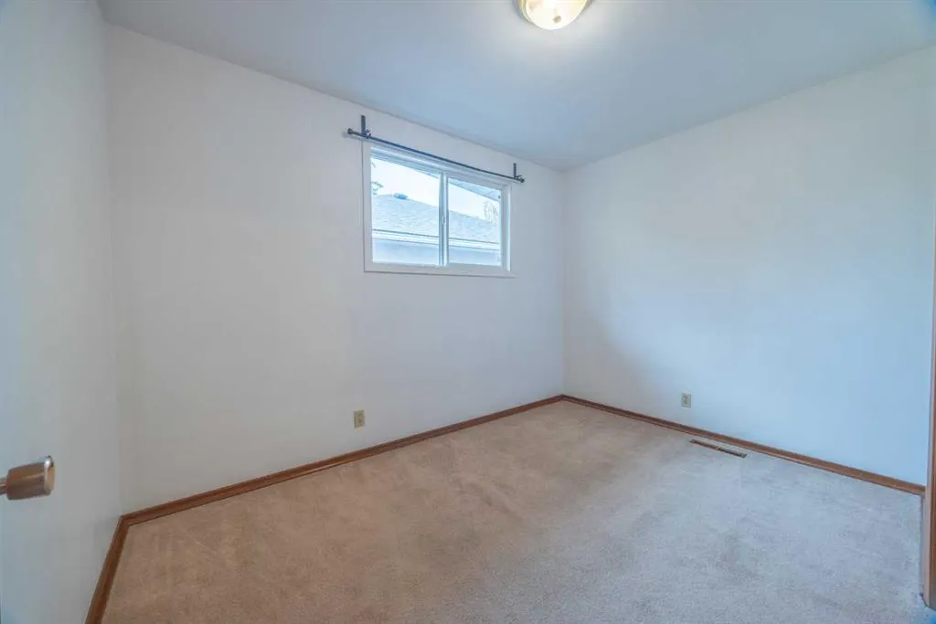53 Kentish Drive SW