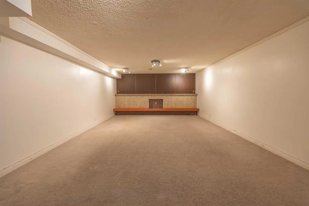 53 Kentish Drive SW