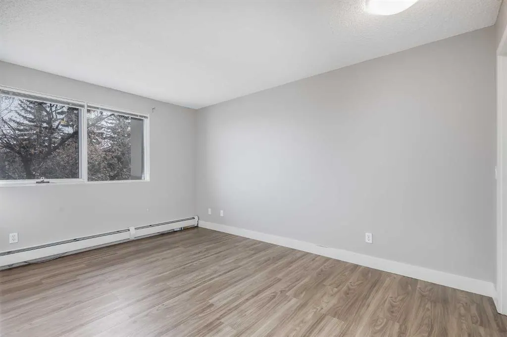 125 Village Heights SW #3