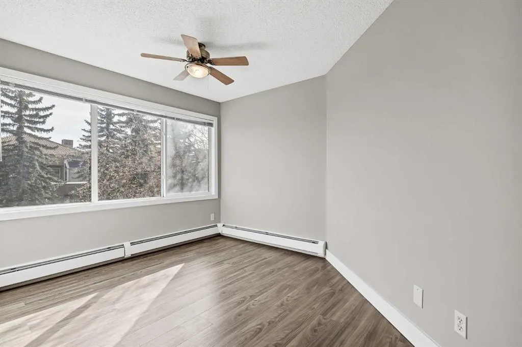 125 Village Heights SW #3