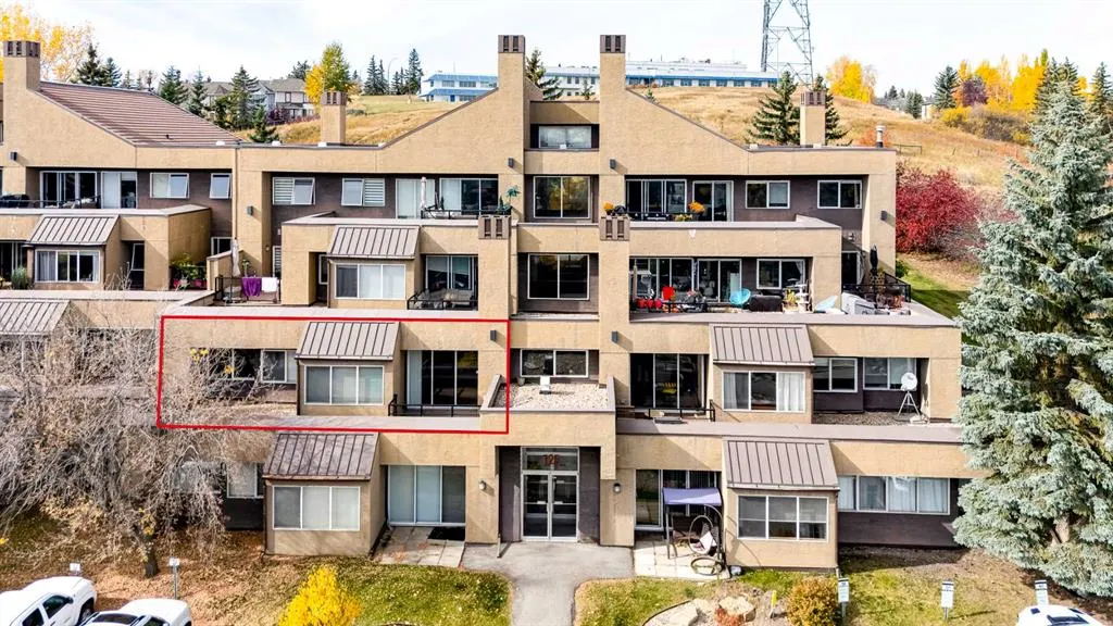 125 Village Heights SW #3