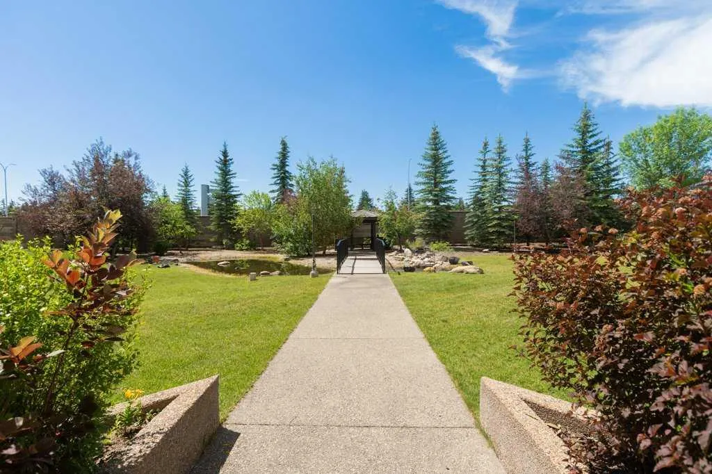 5605 Henwood Street SW #1302