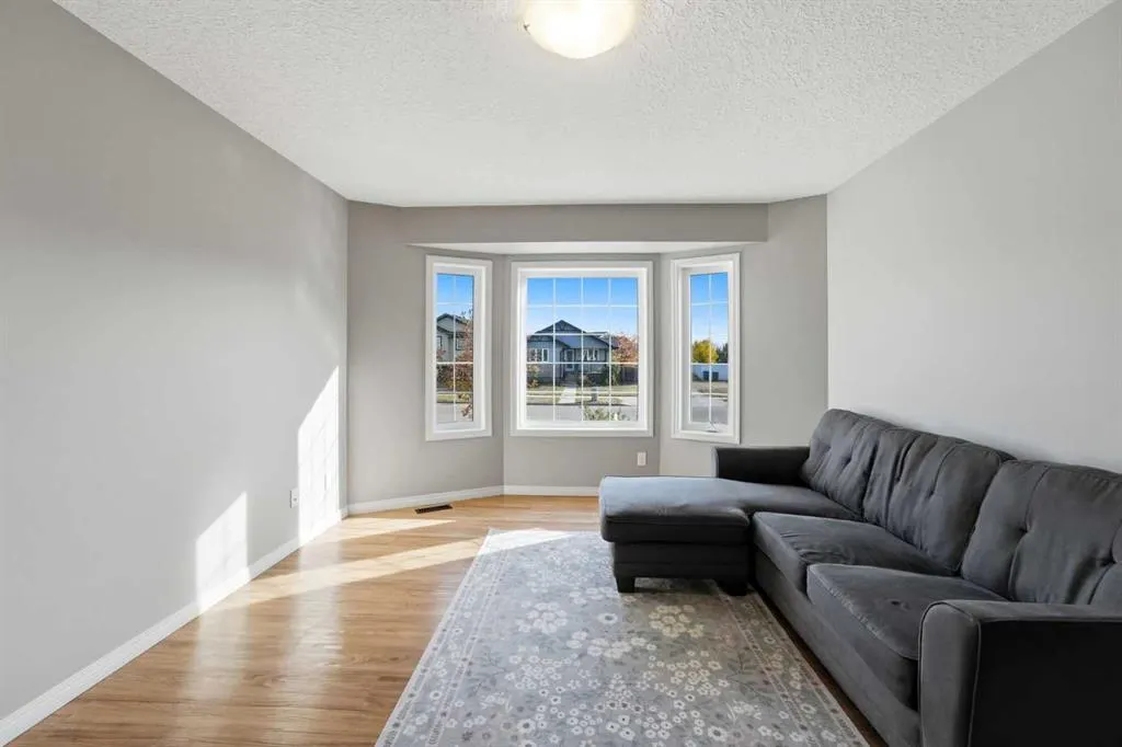 124 Pioneer Way