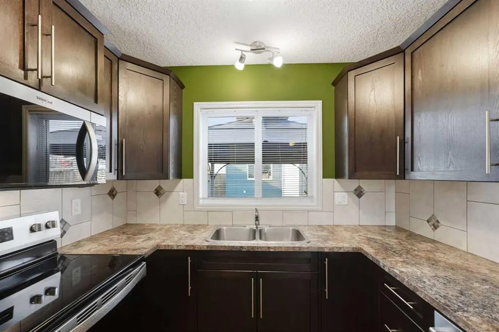 124 Pioneer Way