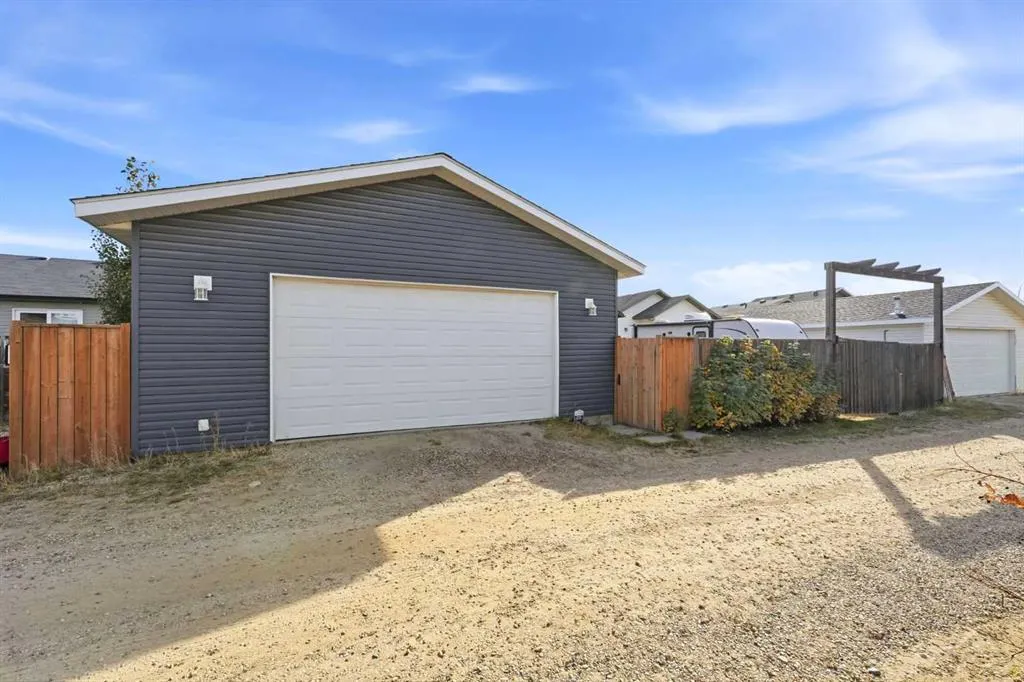 124 Pioneer Way
