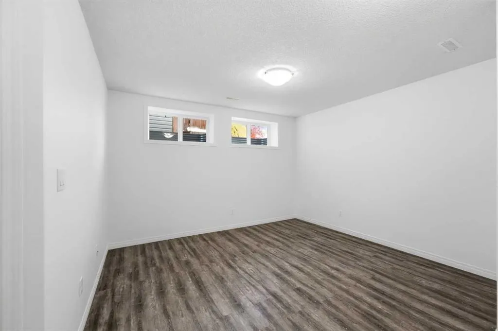 124 Pioneer Way