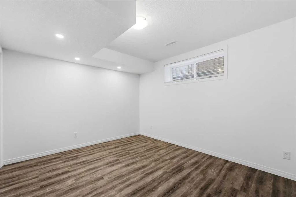124 Pioneer Way