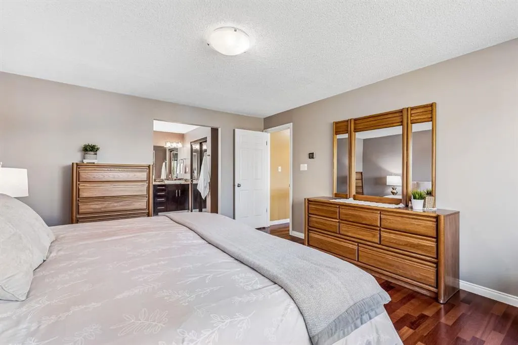 19 Woodbrook Road SW