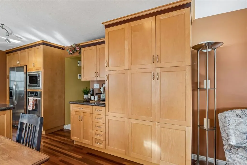 19 Woodbrook Road SW