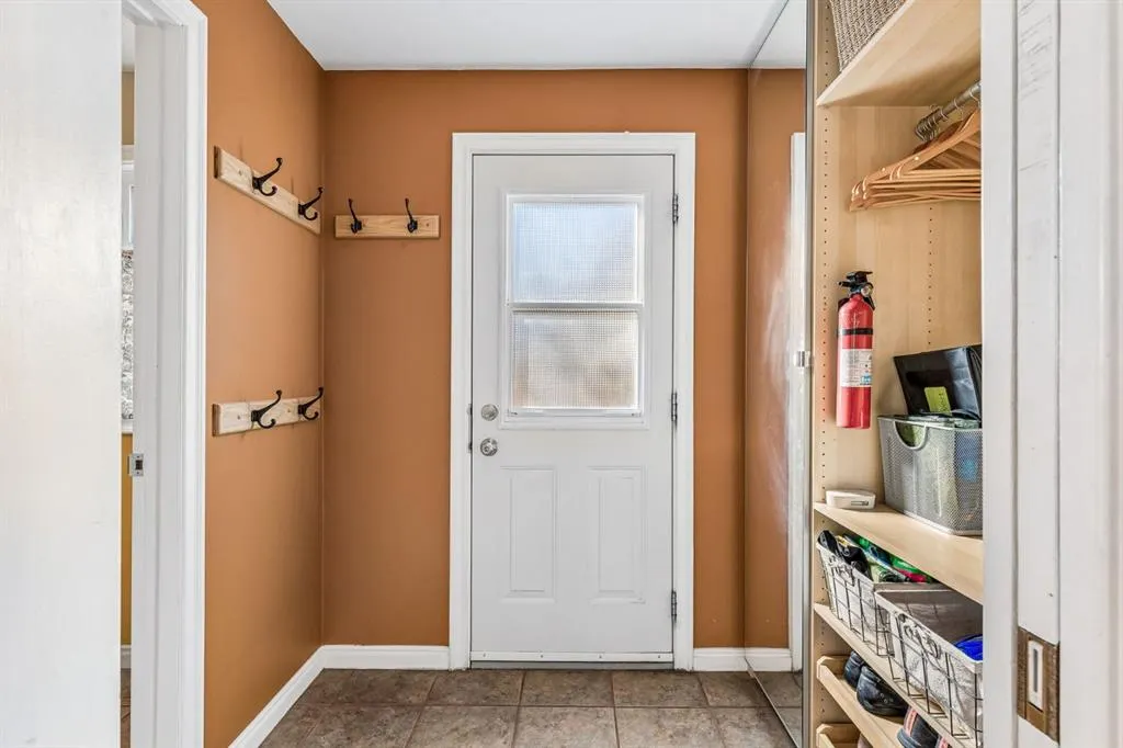 19 Woodbrook Road SW