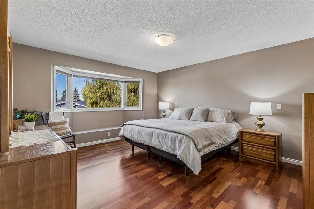19 Woodbrook Road SW