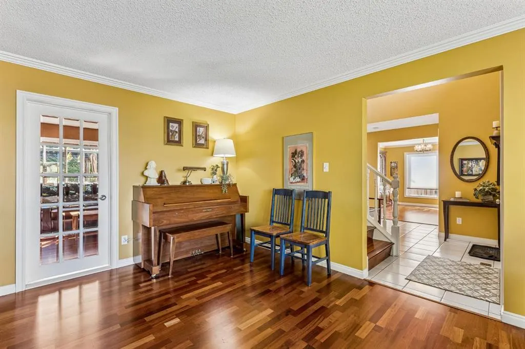 19 Woodbrook Road SW