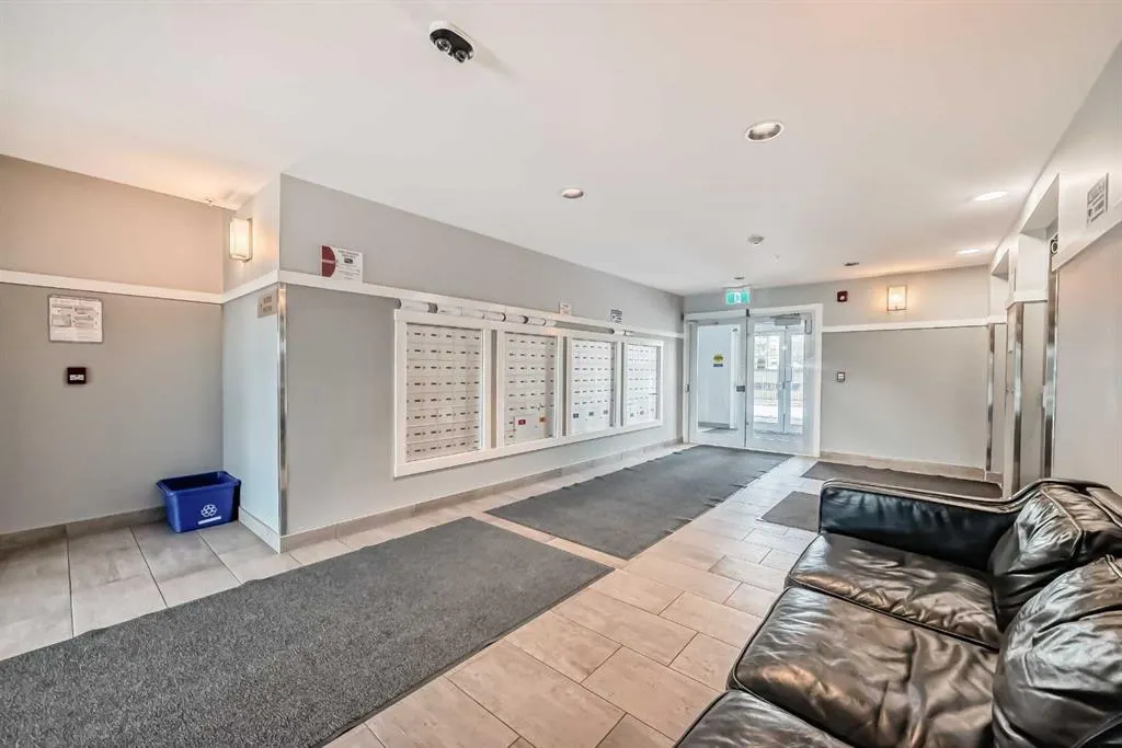 20 Seton Park SE #215