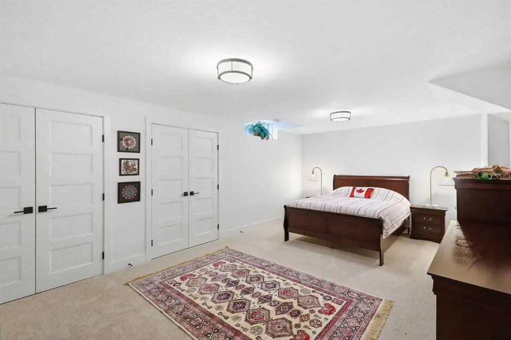 28 Bearspaw Acres