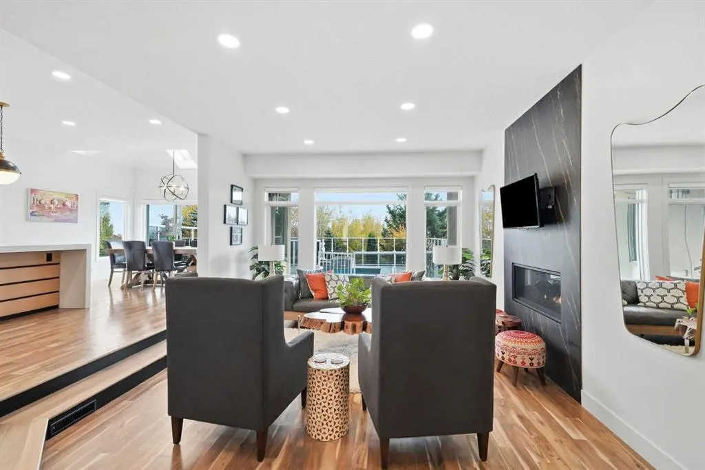 28 Bearspaw Acres
