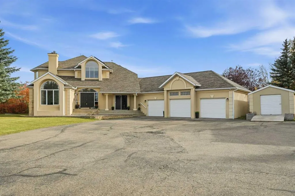 28 Bearspaw Acres