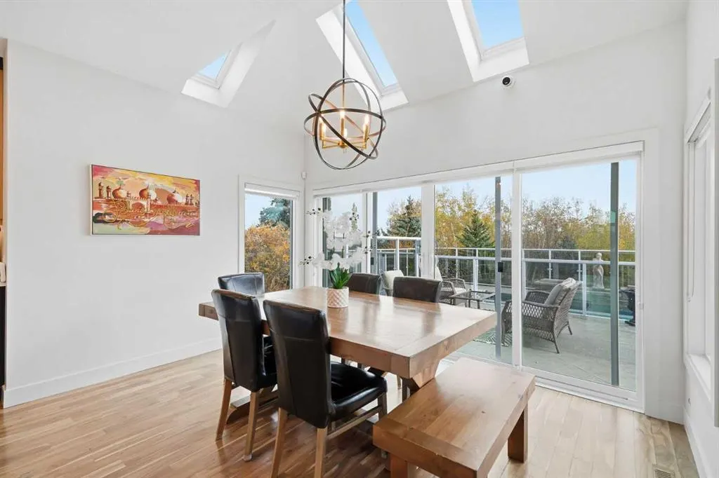 28 Bearspaw Acres