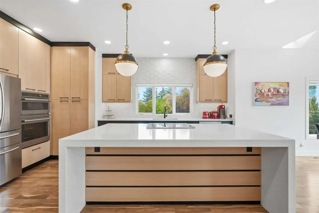 28 Bearspaw Acres