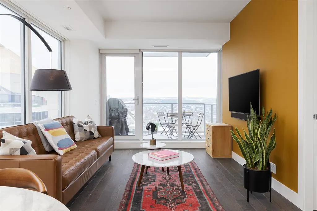 1025 5 Avenue SW #2201
