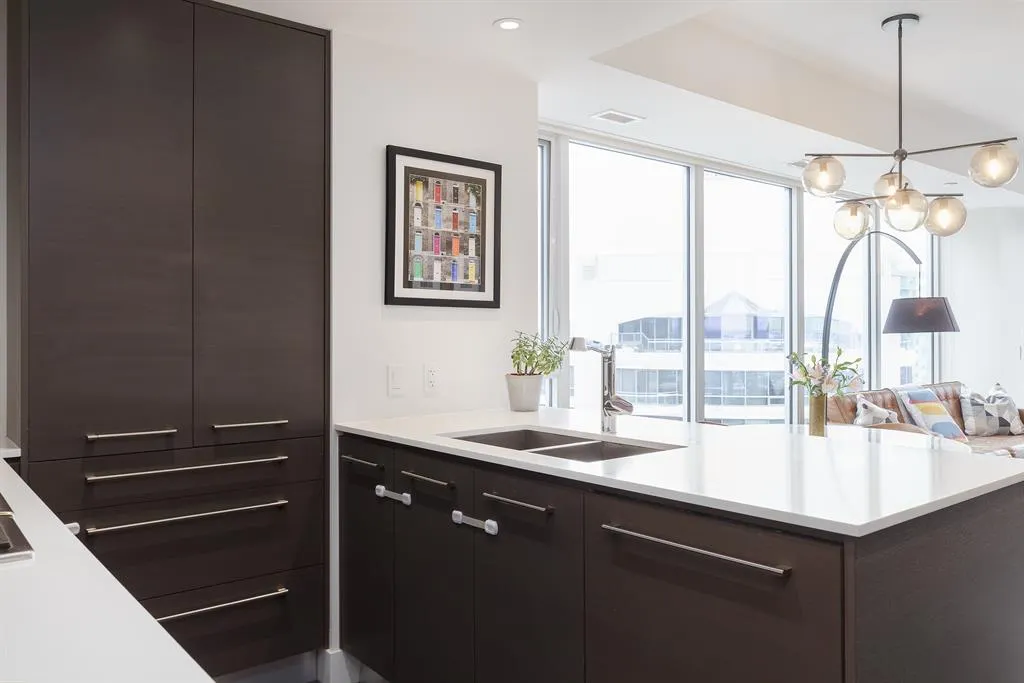 1025 5 Avenue SW #2201
