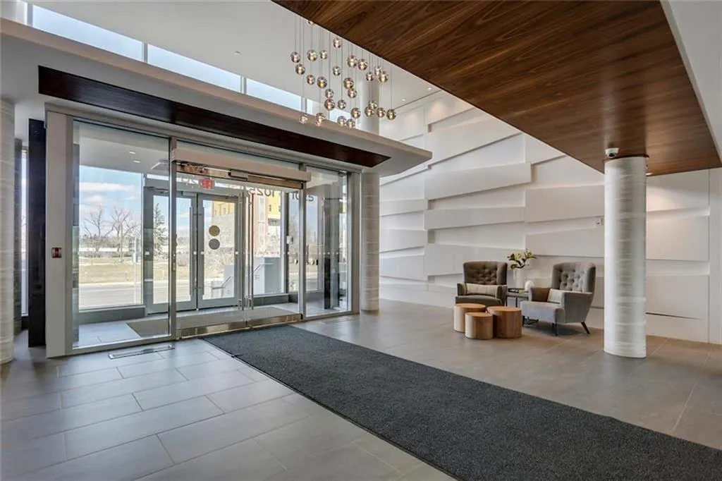 1025 5 Avenue SW #2201